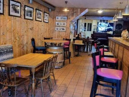 vente bureaux et commerces à guémené-sur-scorff (56160) : à vendre / 139m² guémené-sur-sco