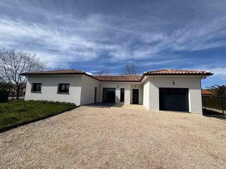 vente maison 5 pièces 136 m² bressols (82710)