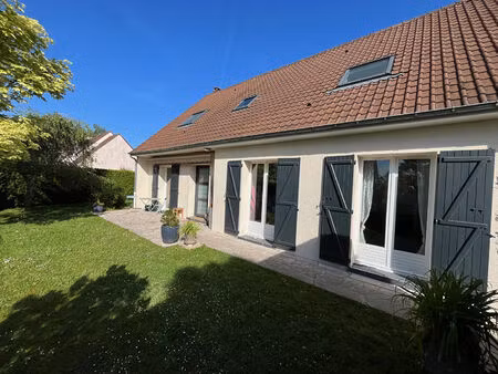 superbe maison lumineuse avec beaux volumes - ideal famille -etat impeccable