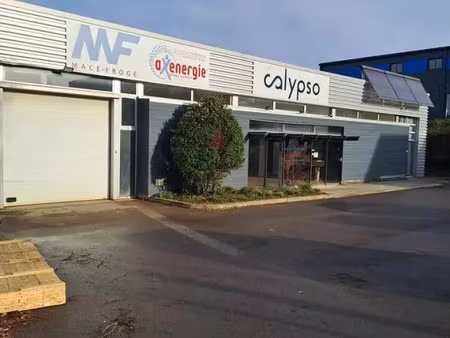 local d'activite a vendre