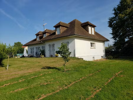vente maison 9 pièces 176 m² poix-de-picardie (80290)