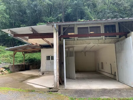 location local commercial 85m2 jurançon 64110 - 550 € - surface privée