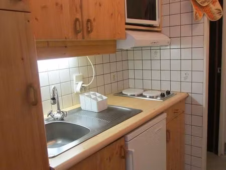 location studio à aime 2000 de mai à novembre