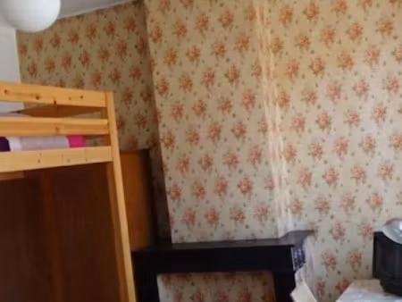 location meublée appartement 1 pièce 18 m² à arras (62000)  395 €