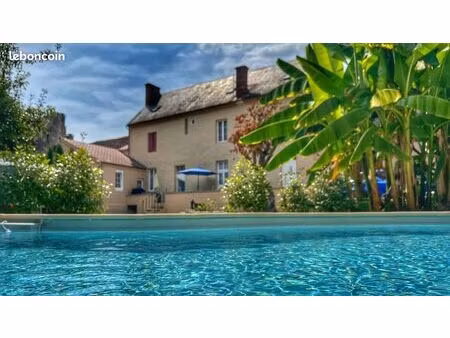 ensemble immobilier chambres d'hôtes + gîte