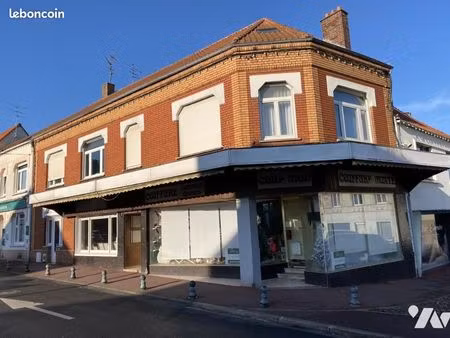 immeuble 390 m² ardres