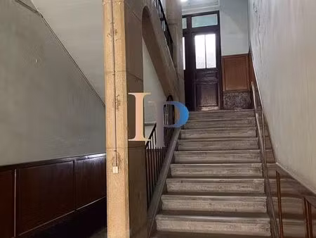 immeuble 12 pièces 331 m²