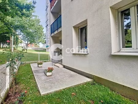vente appartement 3 pièces 71m2 mourenx 64150 - 70000 € - surface privée