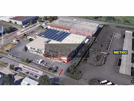 a louer bureaux 703.34m2 bordeaux nord