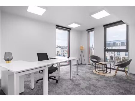 espace de bureau privé pour 2 personnes à stop & work brunoy