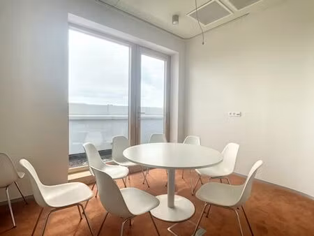 bureaux dans un emplacement privilégié à proximité du centre