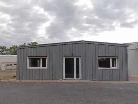 location bureau saint georges les baillargeaux 405 m²