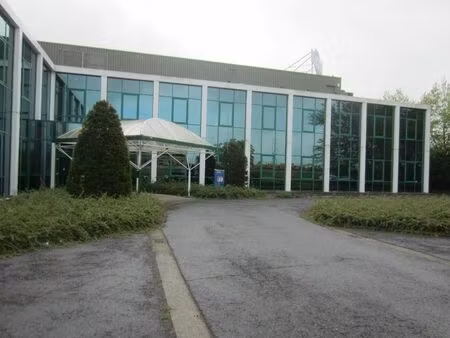 fonds de commerce à louer à nieuwe weg 1-3 zwijndrecht (rao53436)