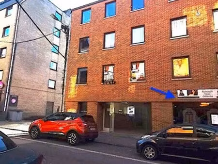 plein centre  rez-com ou bureau a/vitrine et cave