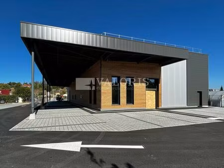 location commerce 300 m² à l'arbresle (69210)