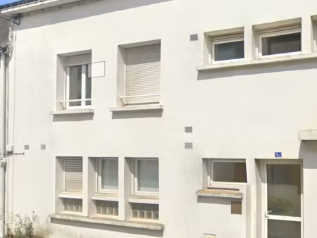 location bureaux et commerces au faouët (56320) : à louer / 50m² le faouët
