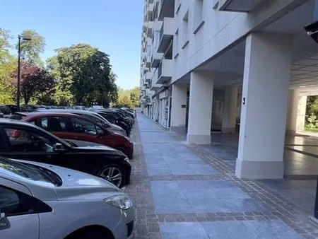 boutique 108 m² st cloud
