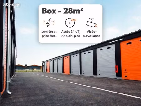 garage/box 28 m² combs la ville