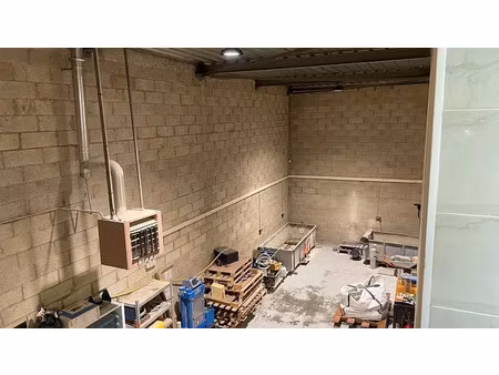 location local d'activités alfortville 620 m²
