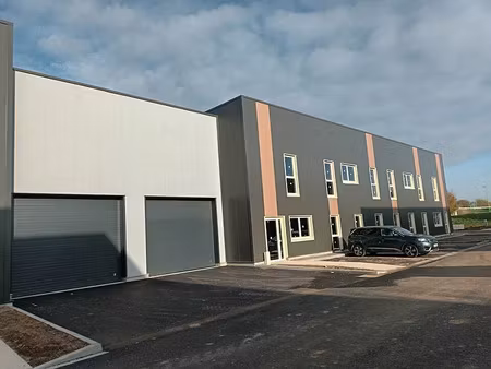 location local d'activités montivilliers 885 m²