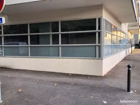 vente local professionnel