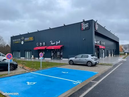 215 m2 neuf saint maximin à louer