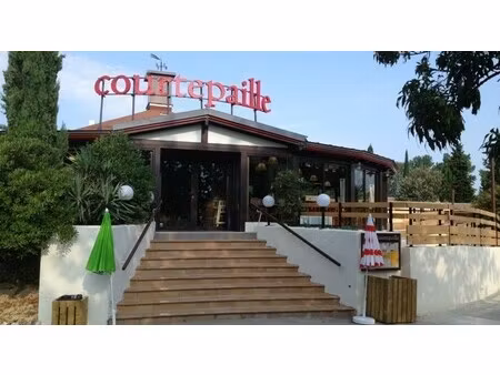 location local commercial