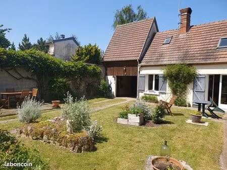 a vendre ancien corps de ferme