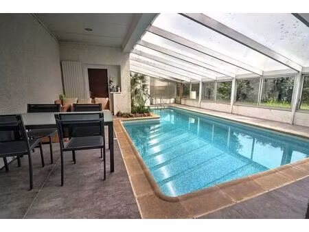 maison 8 pièces et terrain de plus de 2000 m²