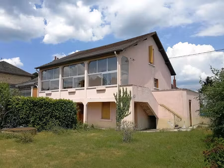 vente maison 7 pièces 156 m² à le creusot (71200)  117 750 €