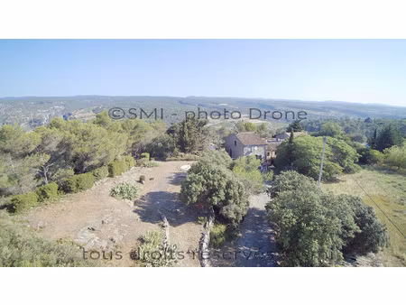 sur le secteur recherché de minerve  affaire à saisir ! doma