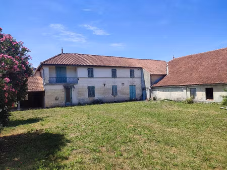 vente maison 6 pièces 150m2 saint-genis-de-saintonge 17240 - 129600 € - surface privée