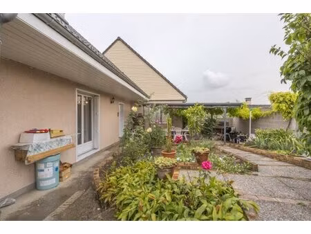 maison lumineuse de 153 m2 avec jardin