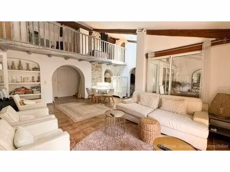 villa de 10 pièces de luxe en vente caderousse  provence-alpes-côte d'azur