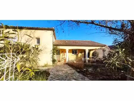 villa 6 pièces 5 chambres 150 m²