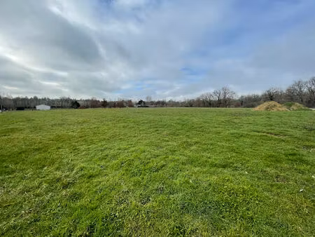 terrain proche montpon menesterol 1444 m2