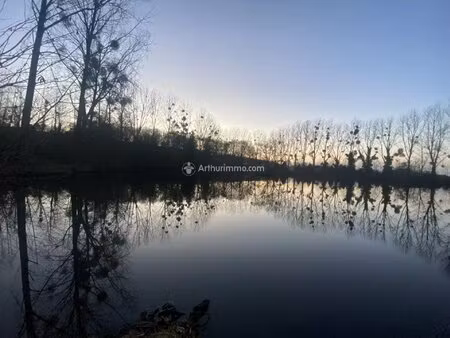 a vendre - pre en pail - etangs d'1ha sur terrain de 2ha - 21000 m²