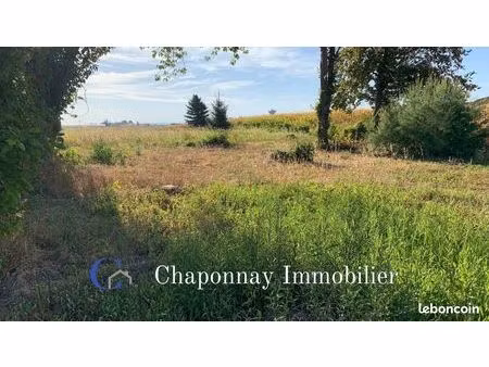 terrain 745 m² solaize