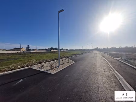 vente terrain 641 m² pierrelatte (26700)