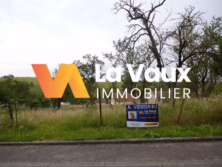 pierreville  secteur pulligny-xeuilley  à 20 mn de nancy : terrain constructible 970 m²