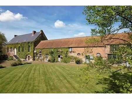 superbe ferme en carré