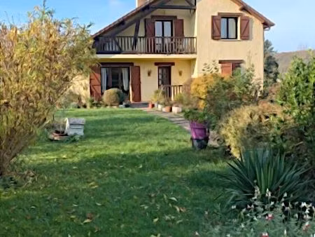 maison 6 pièces 135 m²