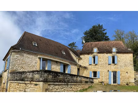 jolie maison perigourdine proche les eyzies