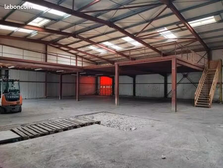 a louer hangar