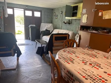 terrain 1 200 m² favieres