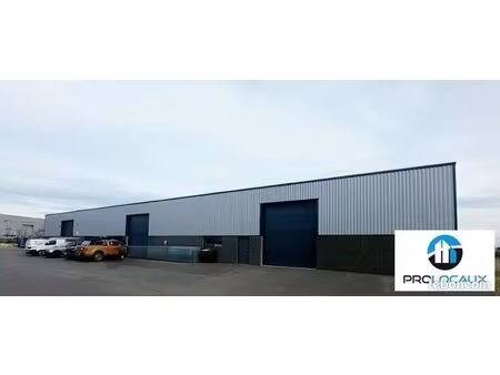 local d'activité 300 m²
