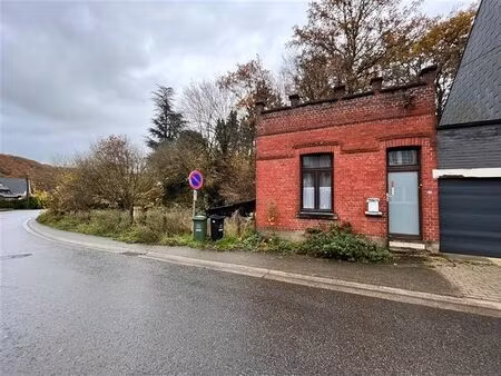 vendu!!!!maison à rénover sur parcelle de 823m²