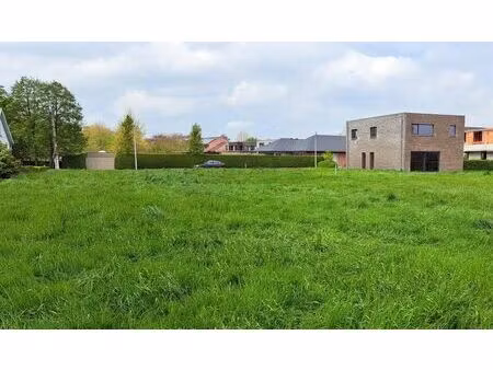 te koop bouwgrond voor open woning te roeselare (zilverberg)