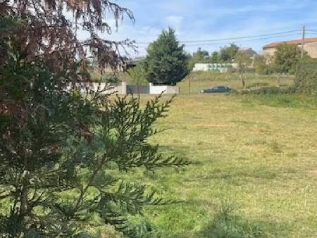 a vendre terrain à moncel sur seille