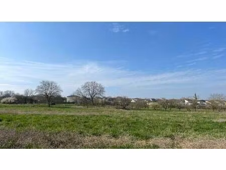a vendre terrain constructible à haraucourt